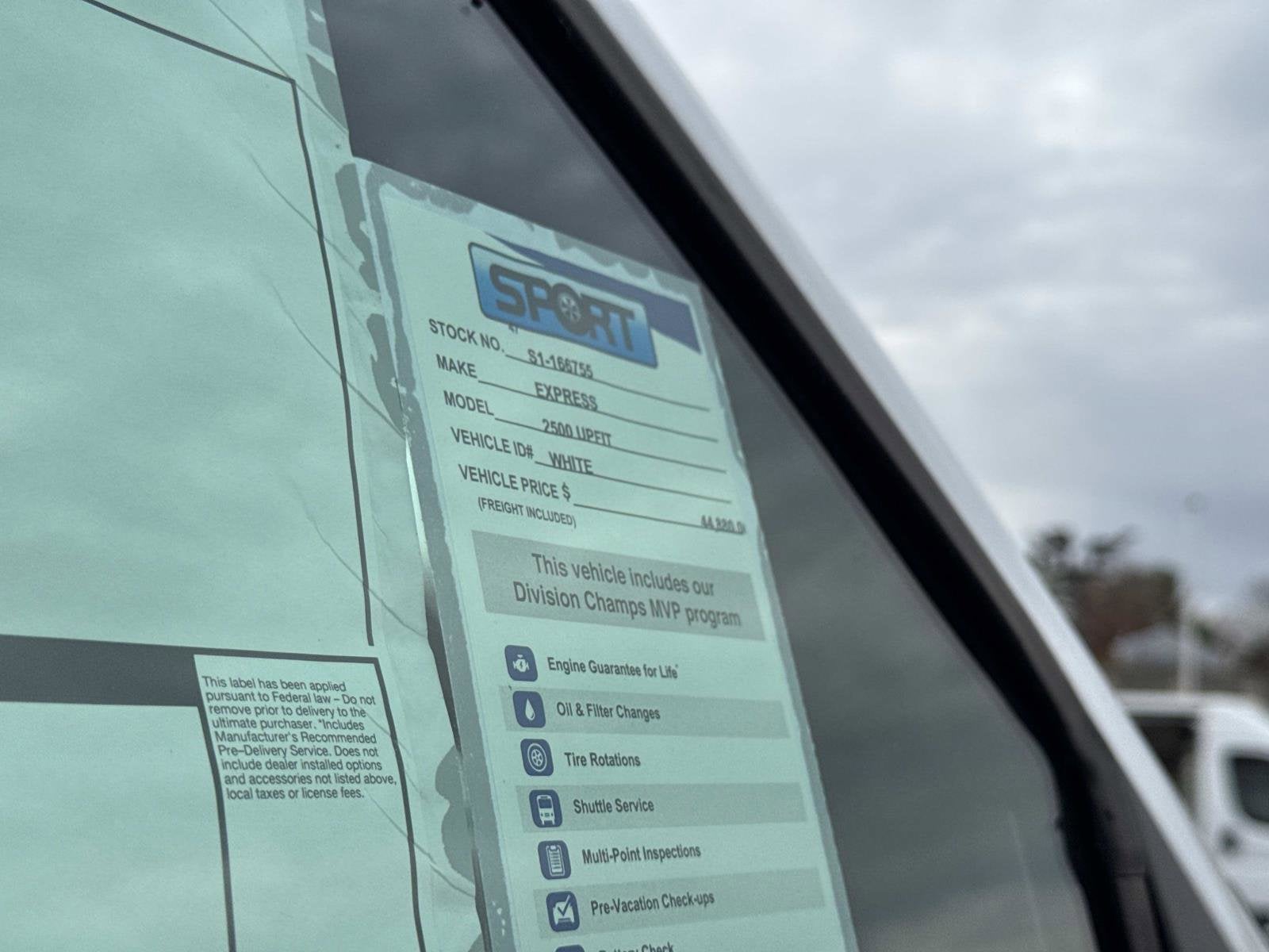 2025 Chevrolet Express Cargo 2500 WT