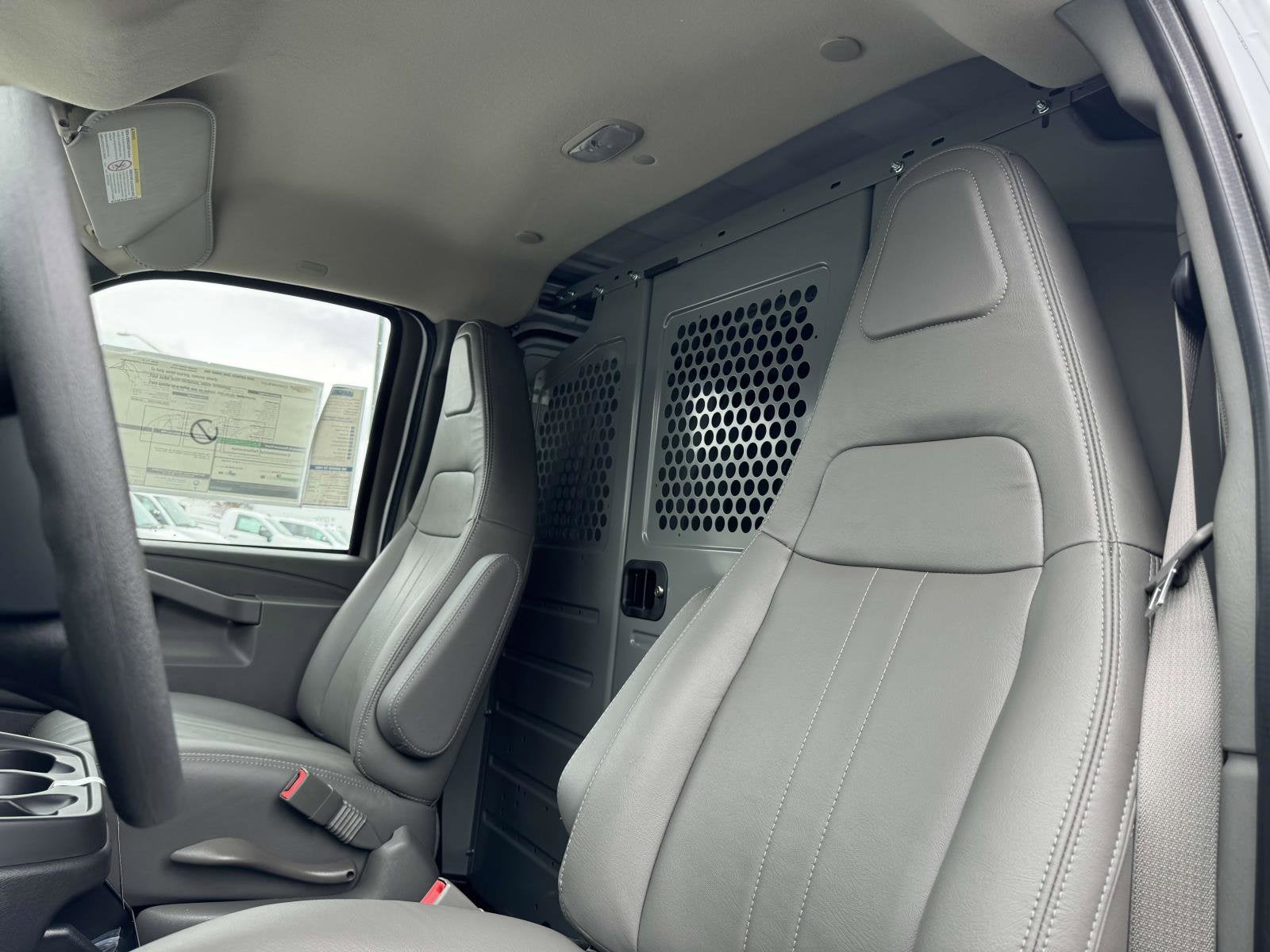 2025 Chevrolet Express Cargo 2500 WT