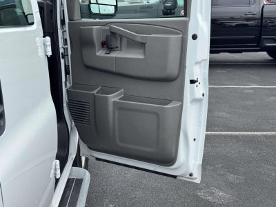 2025 Chevrolet Express Cargo WT