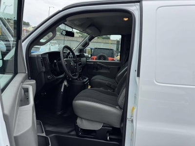 2025 Chevrolet Express Cargo WT