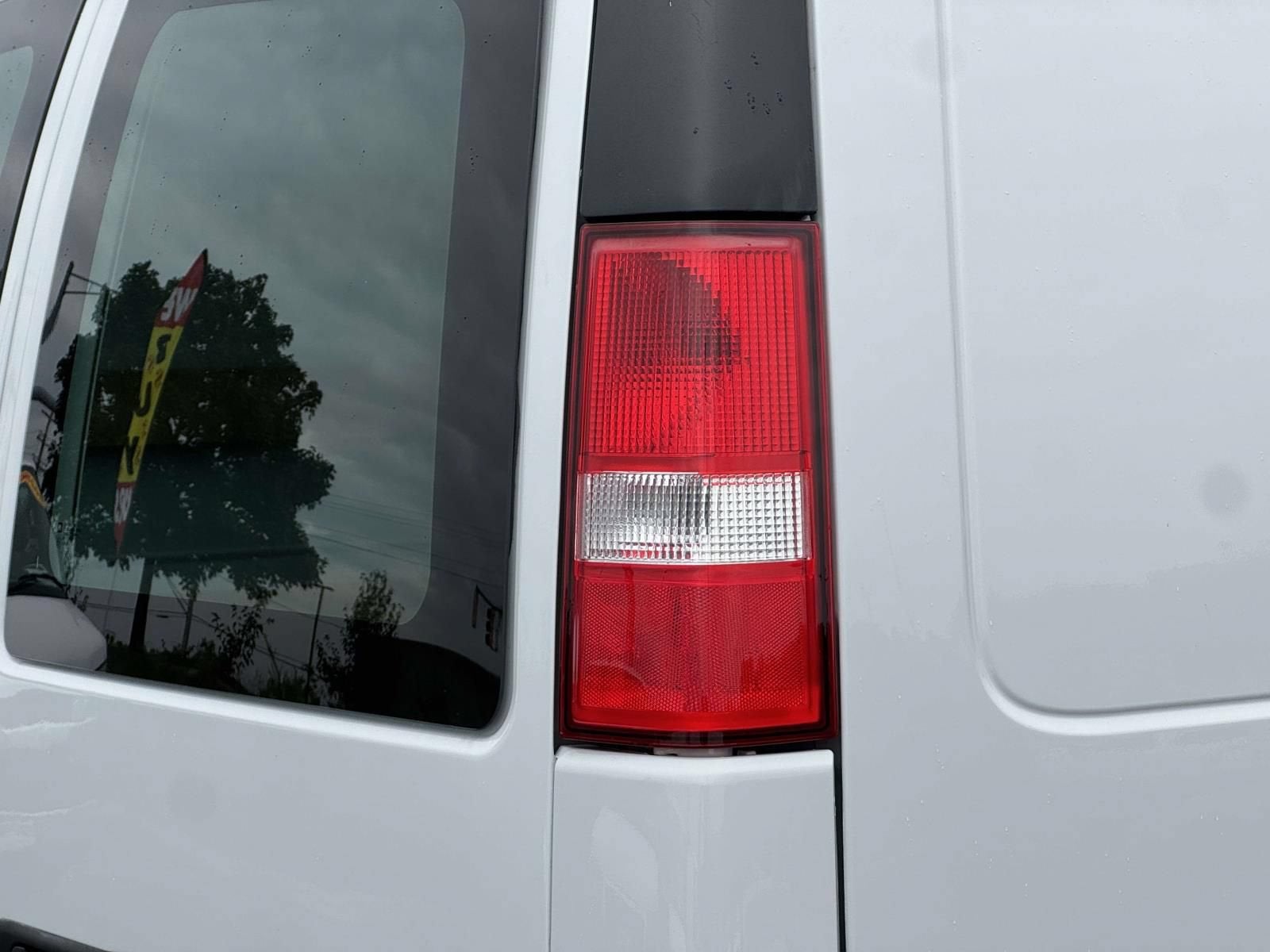 2025 Chevrolet Express Cargo WT