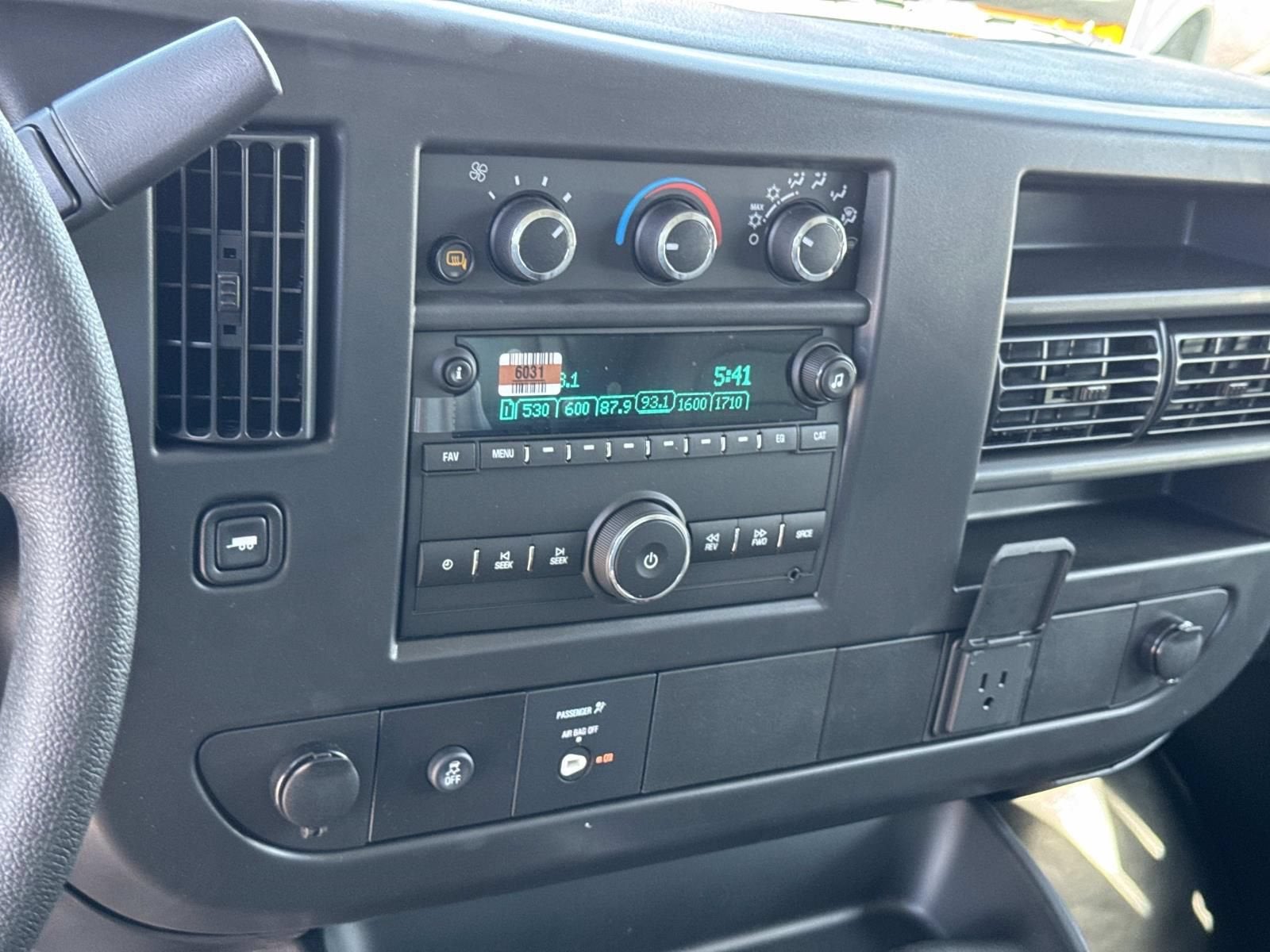 2026 Chevrolet Express Cargo WT