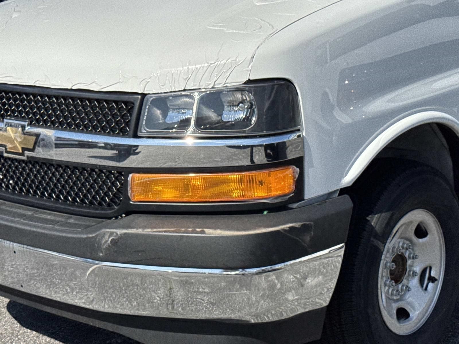 2026 Chevrolet Express Cargo WT