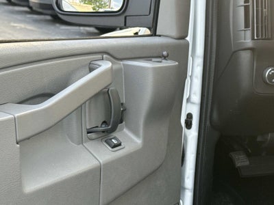 2025 Chevrolet Express Cargo WT