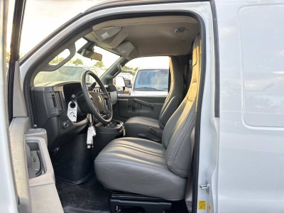 2025 Chevrolet Express Cargo WT