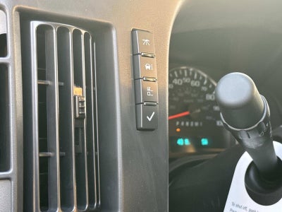 2025 Chevrolet Express Cargo WT