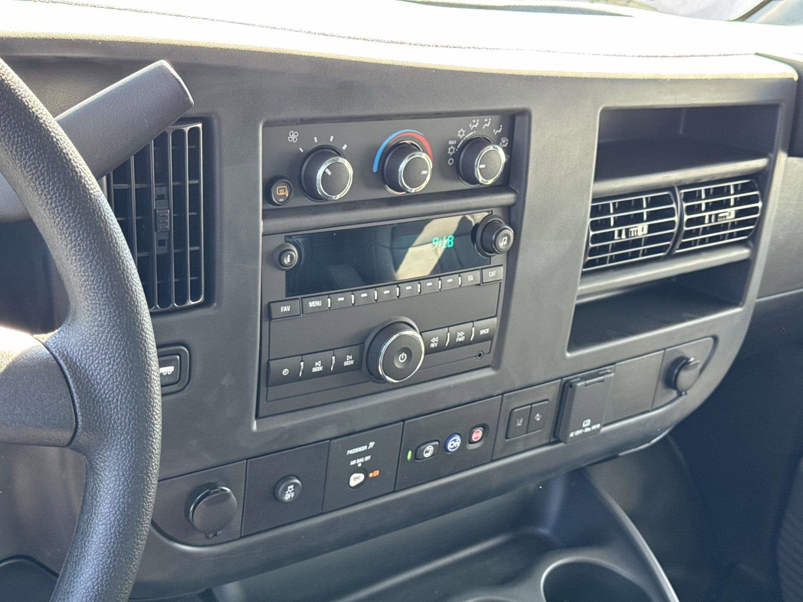 2025 Chevrolet Express Cargo WT
