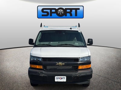 2025 Chevrolet Express Cargo WT