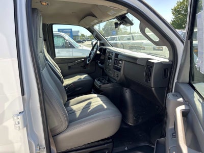 2025 Chevrolet Express Cargo WT