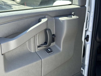 2025 Chevrolet Express Cargo WT
