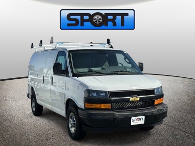 2025 Chevrolet Express Cargo WT