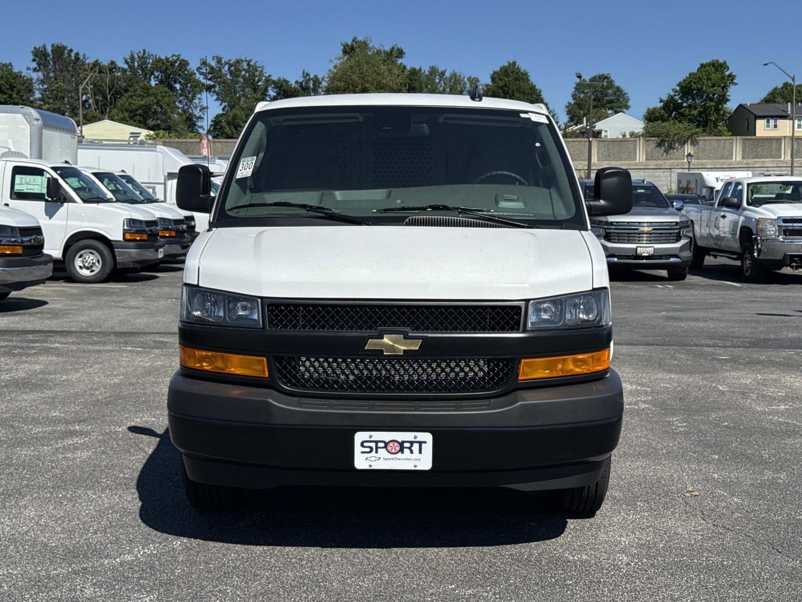 2026 Chevrolet Express Cargo WT
