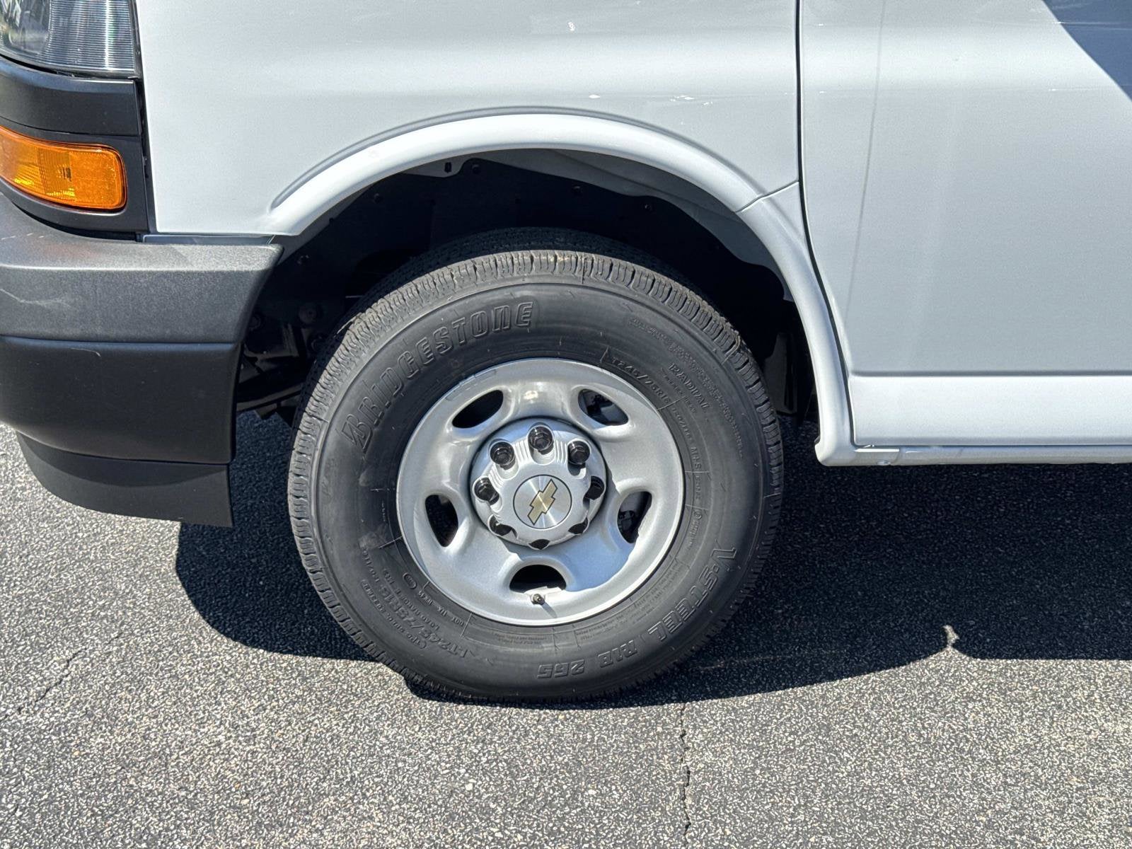 2026 Chevrolet Express Cargo WT