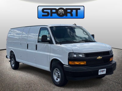 2025 Chevrolet Express Cargo WT