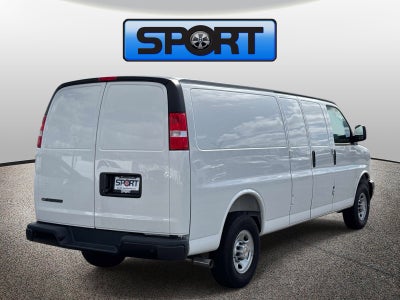2025 Chevrolet Express Cargo WT