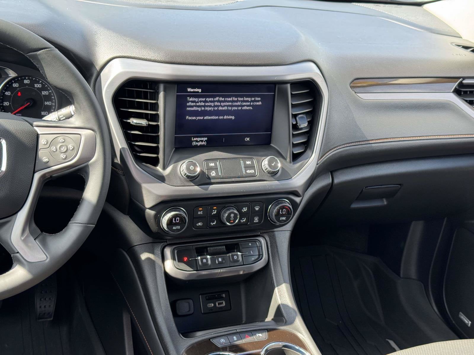 2023 GMC Acadia AT4