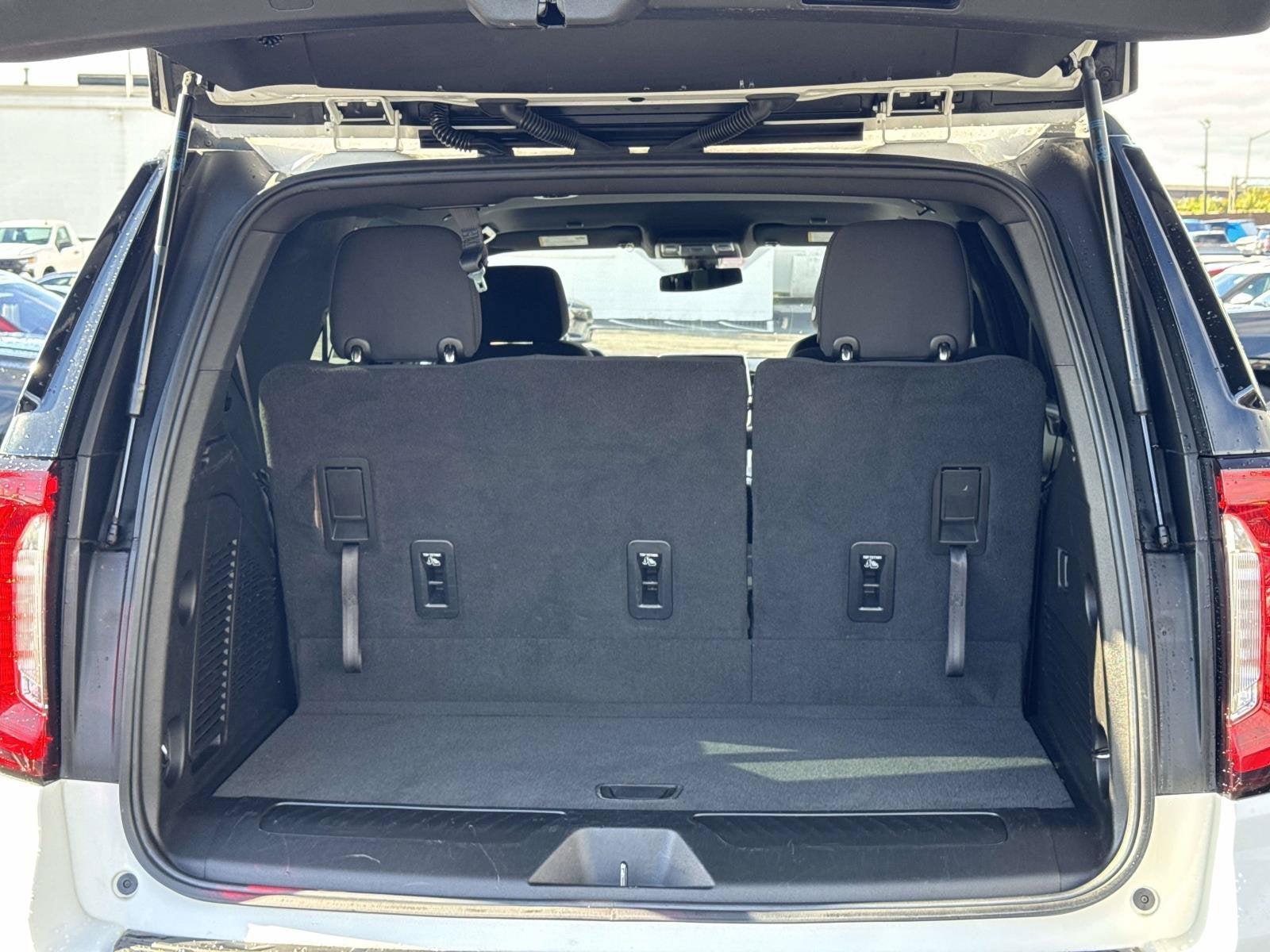 2022 GMC Yukon SLE