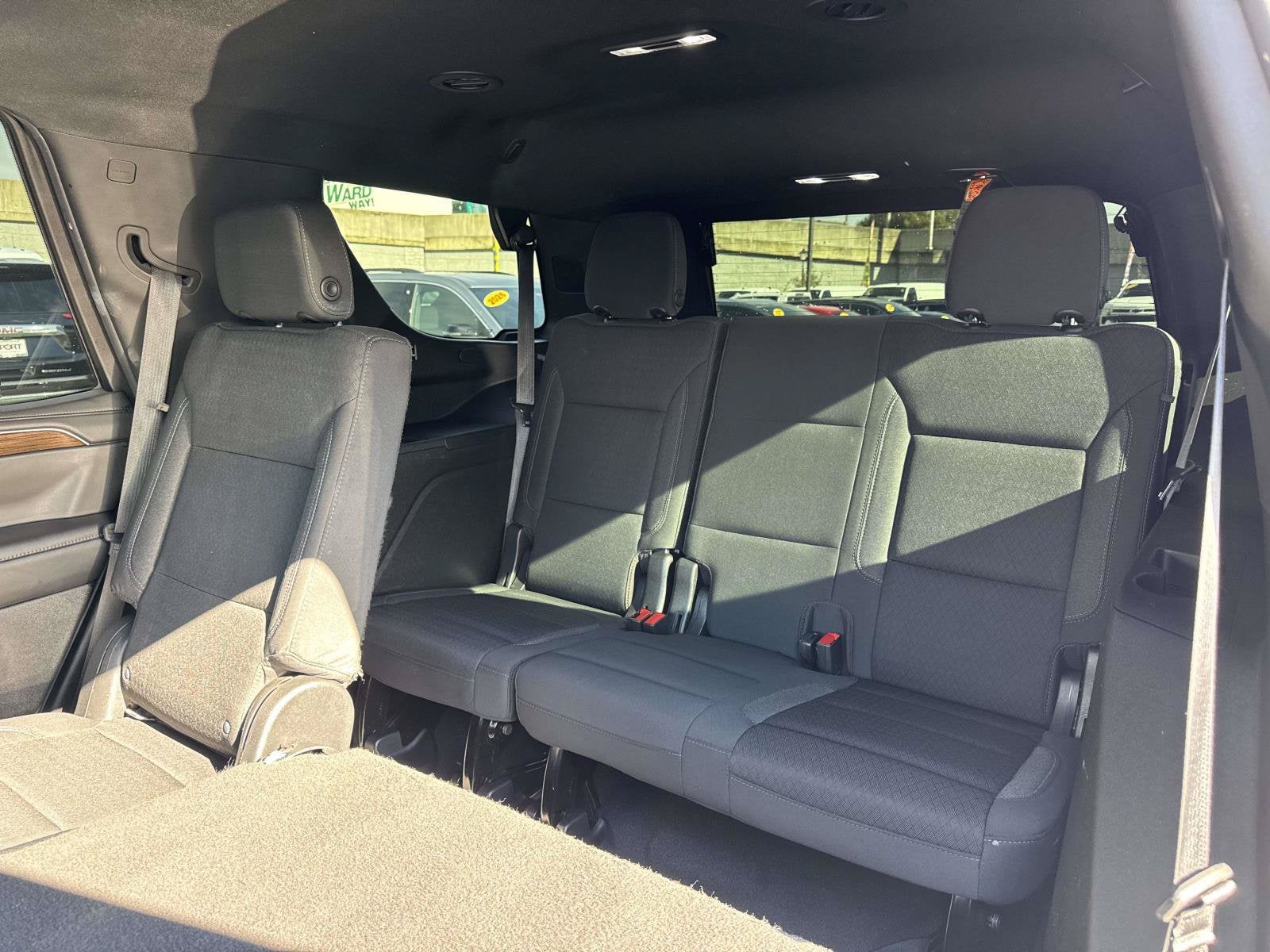 2022 GMC Yukon SLE