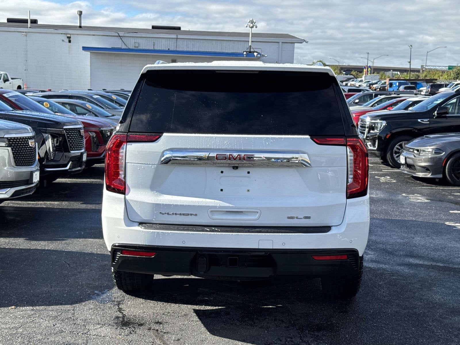 2022 GMC Yukon SLE