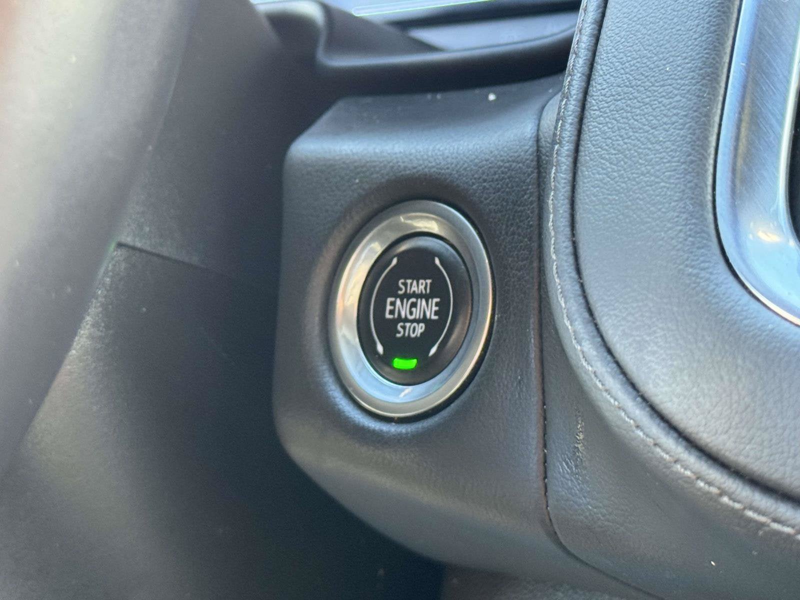2022 GMC Yukon SLE