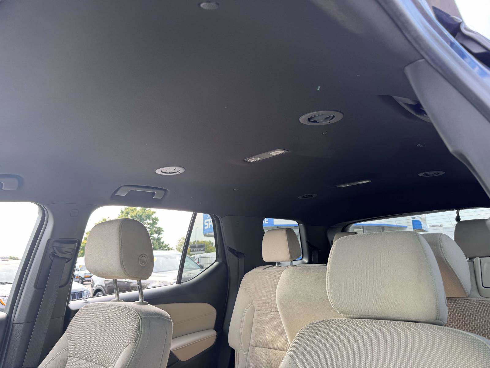 2022 Chevrolet Traverse LS