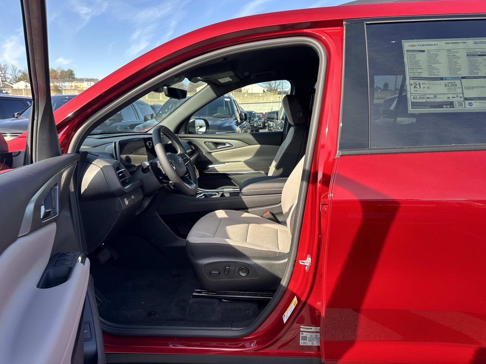 2026 Chevrolet Traverse LT