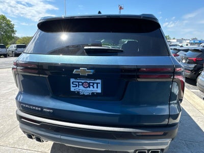 2026 Chevrolet Traverse LT