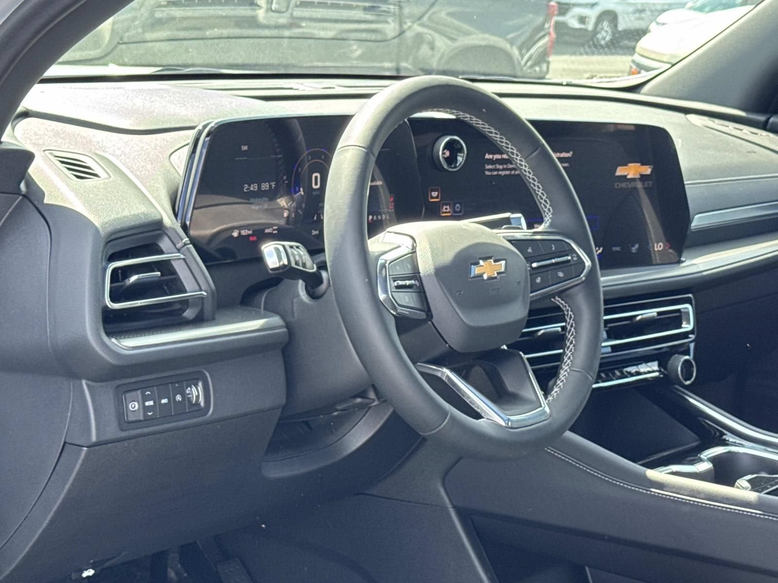 2027 Chevrolet Traverse LT