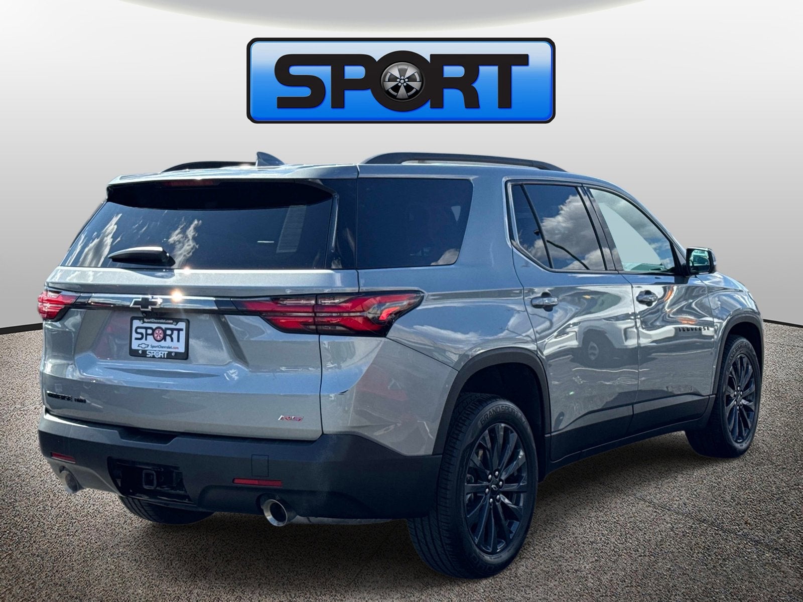 2023 Chevrolet Traverse RS