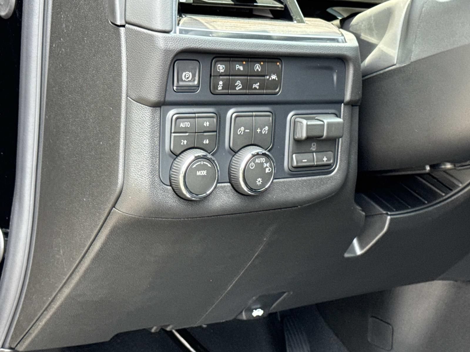 2026 Chevrolet Suburban LS - Photo 26