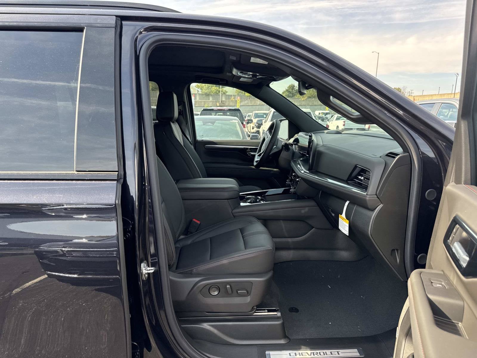2027 Chevrolet Suburban RST
