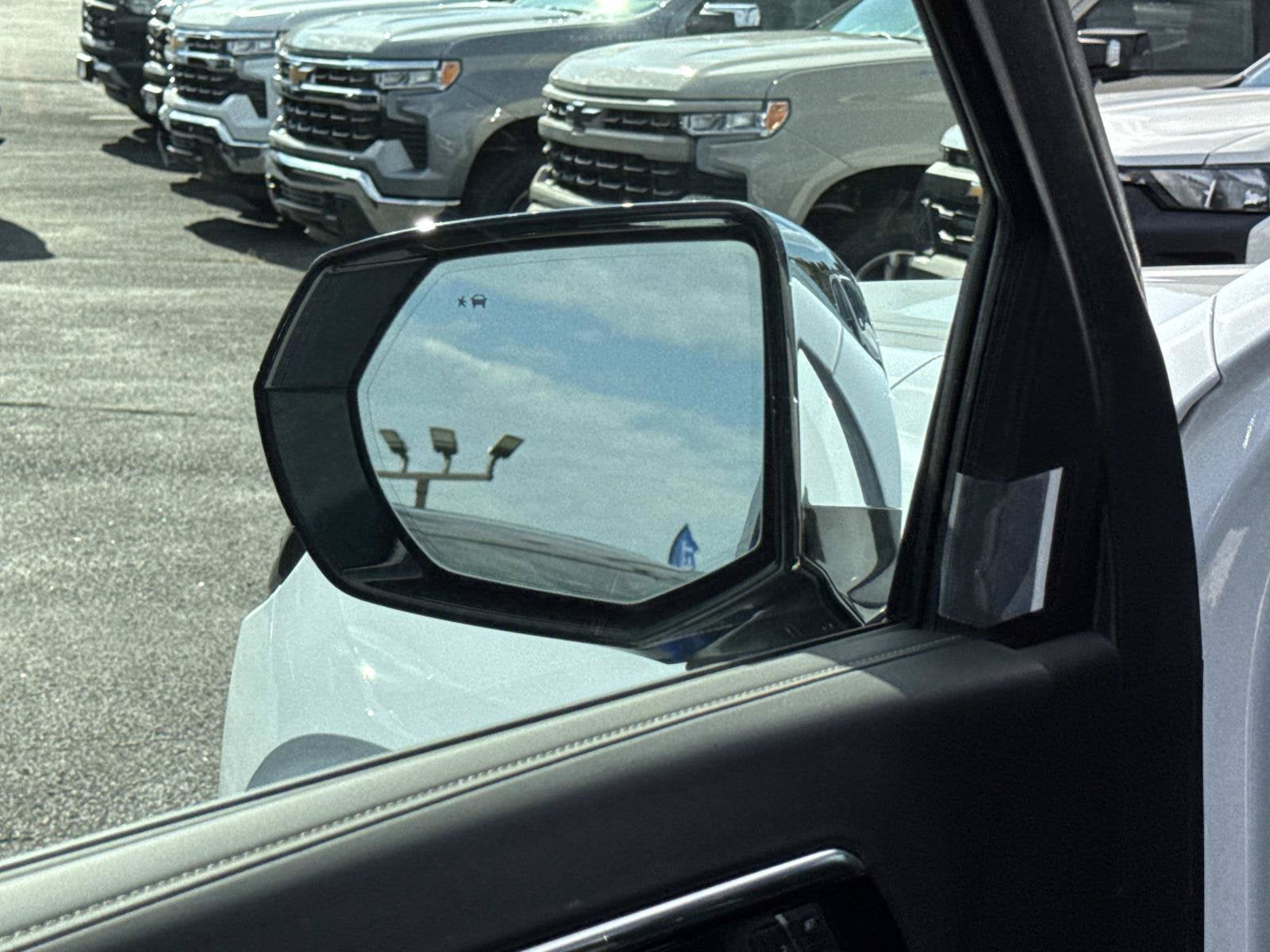 2027 Chevrolet Tahoe Premier - Photo 14