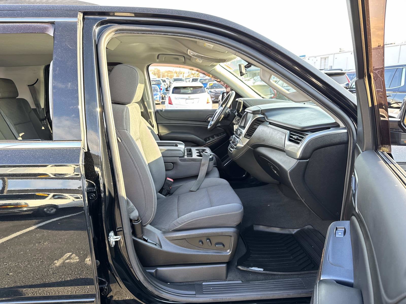 2020 Chevrolet Tahoe LS