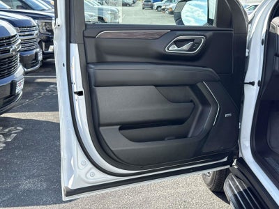 2023 Chevrolet Suburban LT