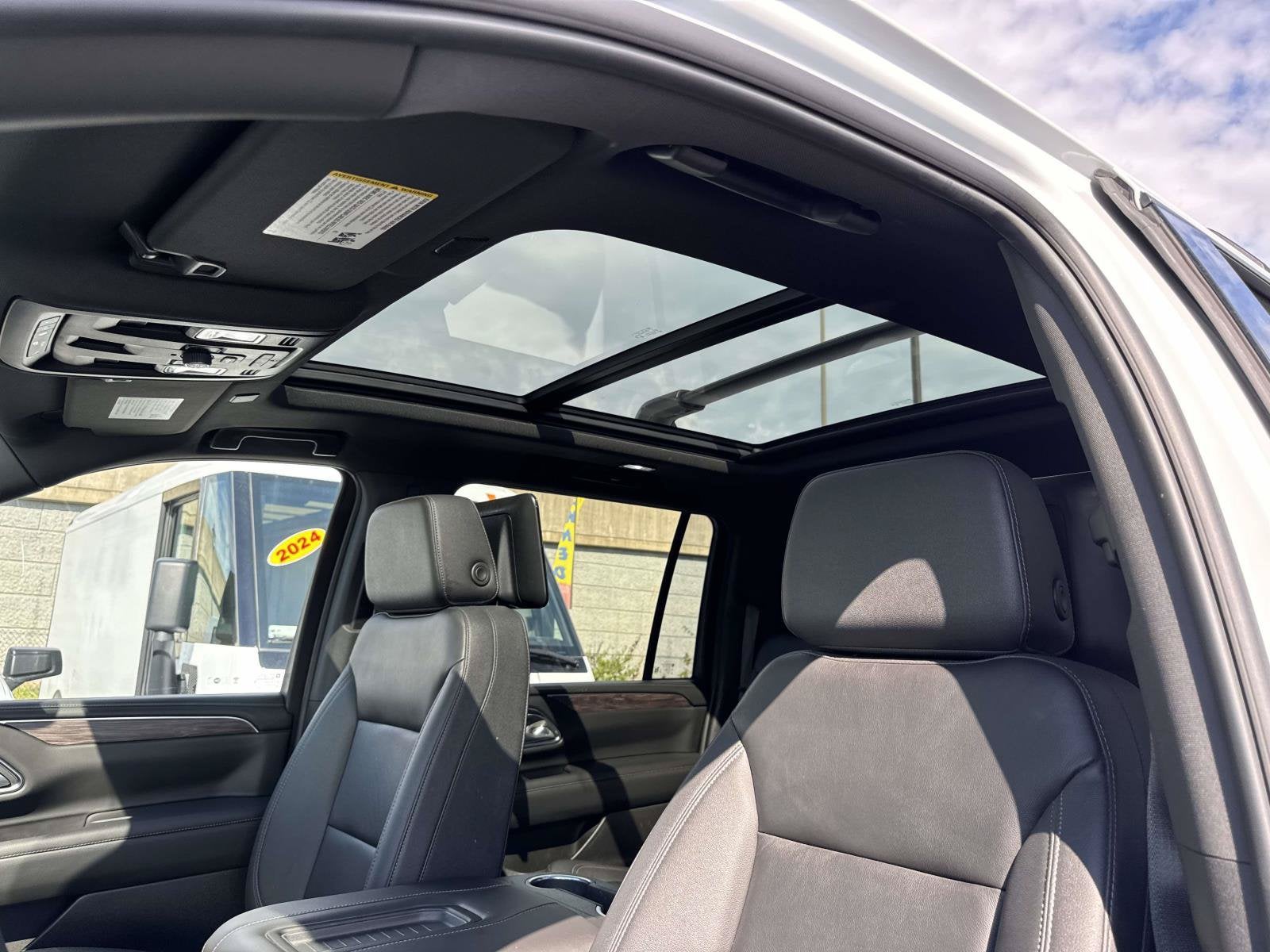 2023 Chevrolet Suburban LT