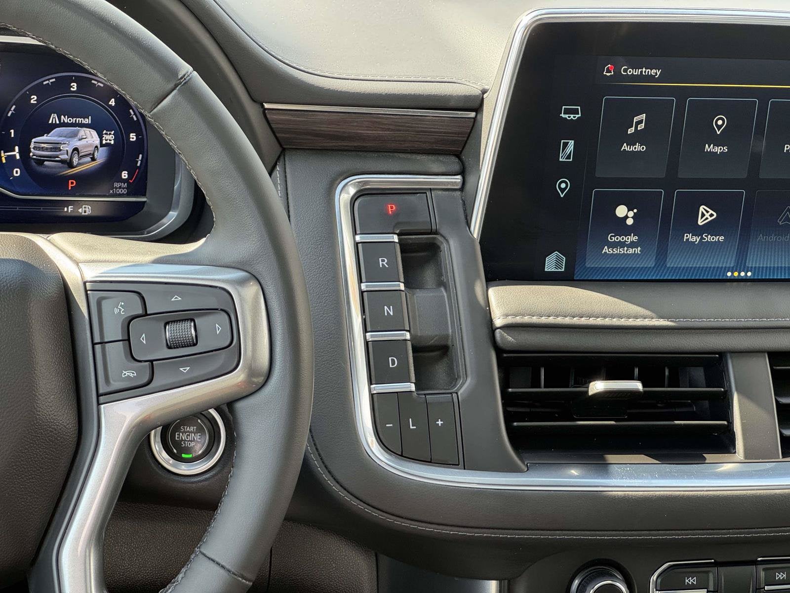 2023 Chevrolet Suburban LT
