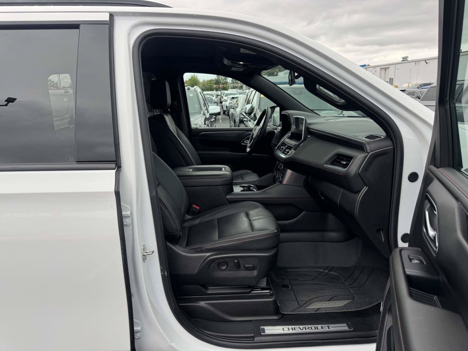 2024 Chevrolet Suburban RST