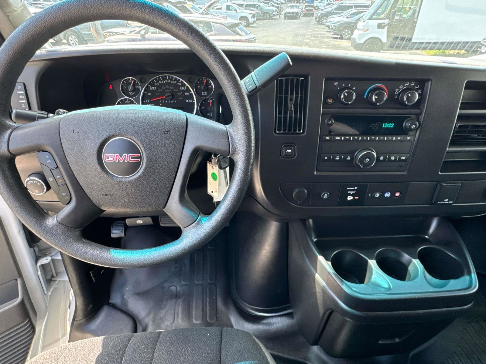 2024 GMC Savana Cargo 2500 Work Van
