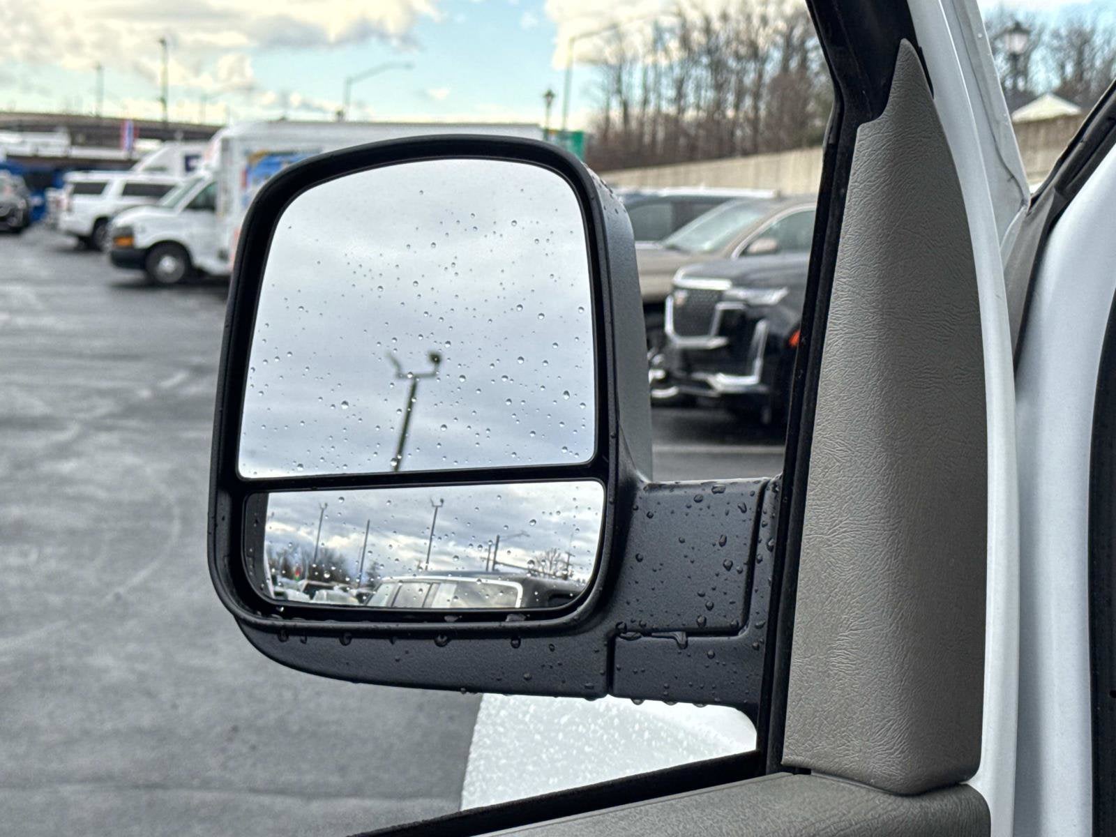 2024 GMC Savana Cargo 2500 Work Van