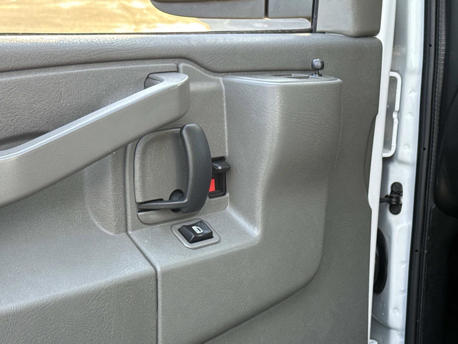 2024 GMC Savana Cargo 2500 Work Van