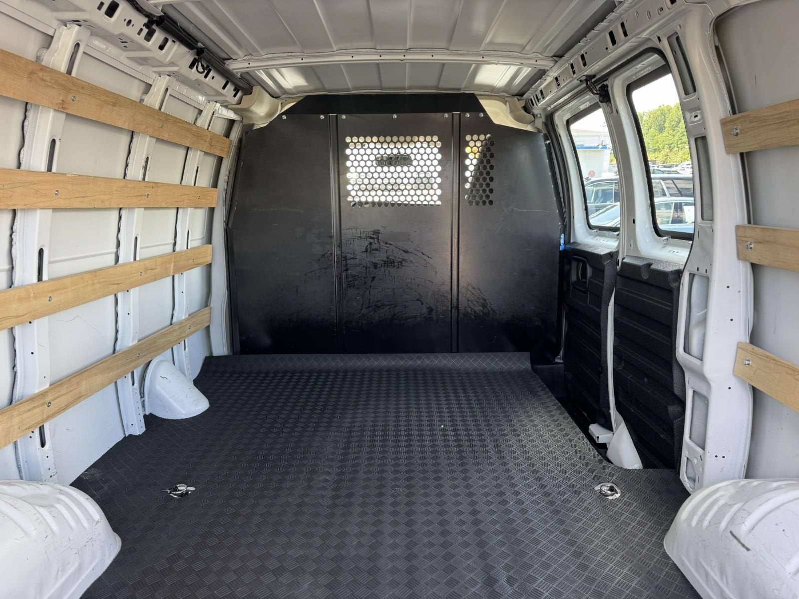 2025 GMC Savana Cargo Work Van