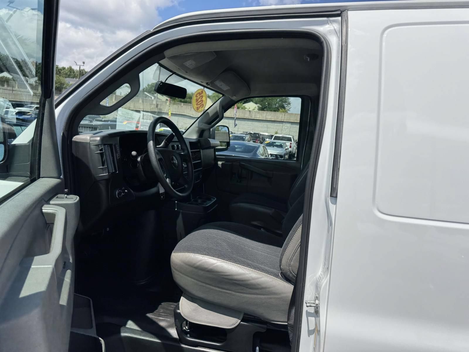 2025 GMC Savana Cargo Work Van