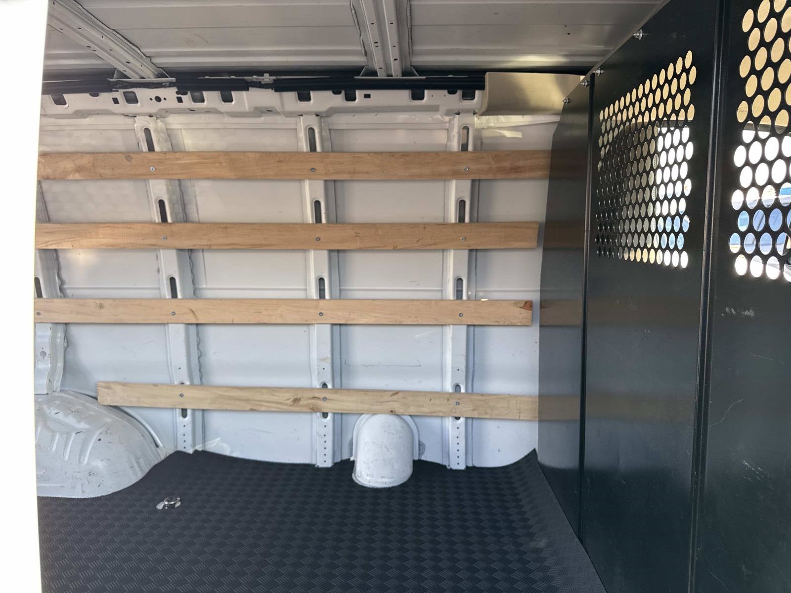 2024 GMC Savana Cargo 2500 Work Van