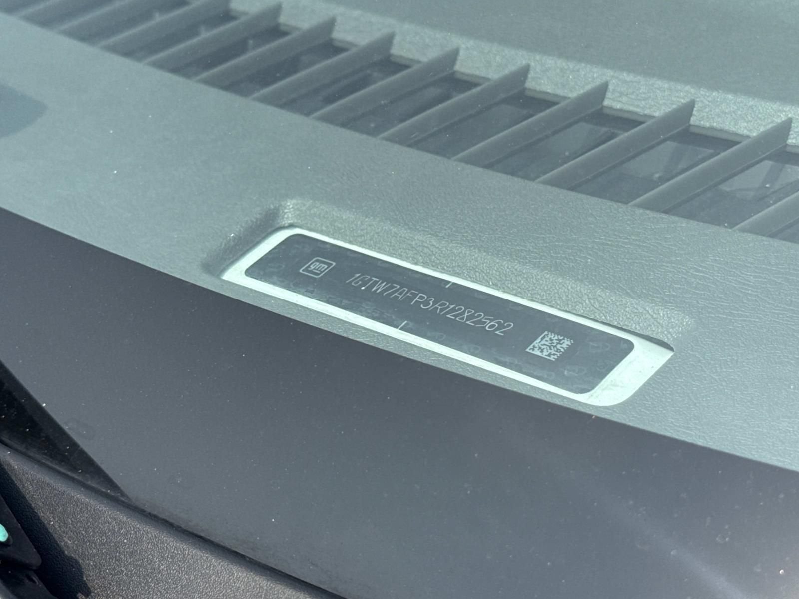 2024 GMC Savana Cargo 2500 Work Van