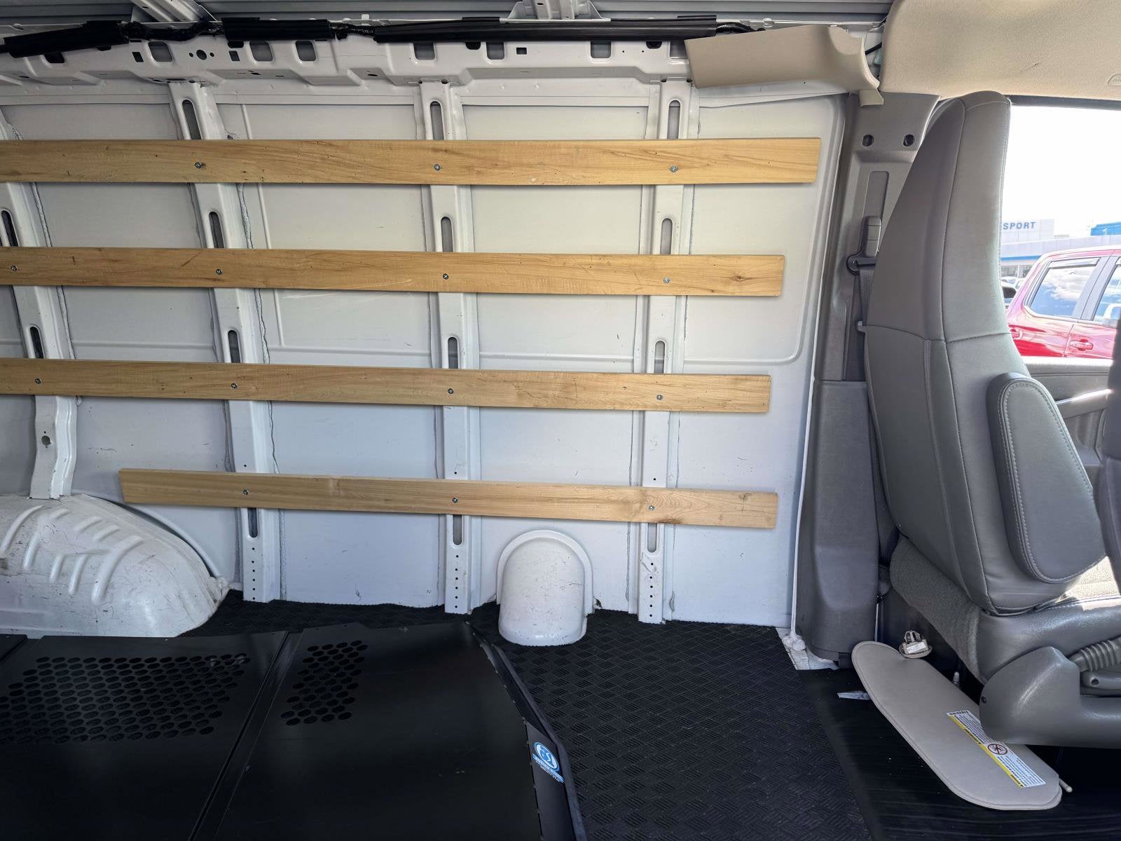 2021 GMC Savana Cargo 2500 Work Van