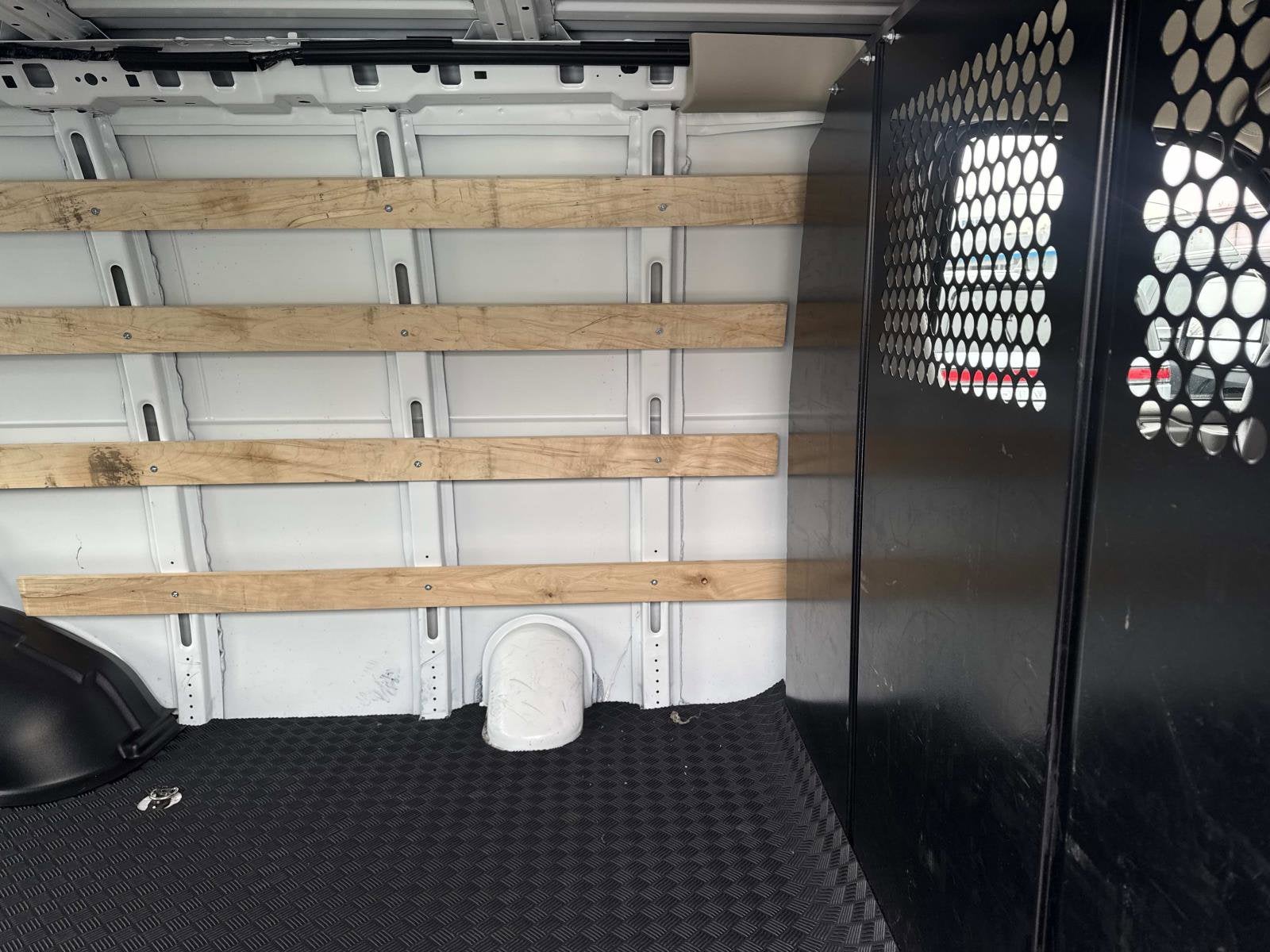 2024 GMC Savana Cargo 2500 Work Van