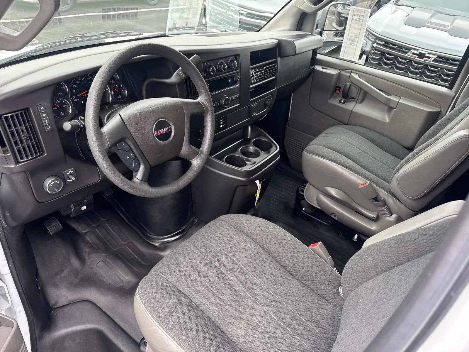 2024 GMC Savana Cargo 2500 Work Van