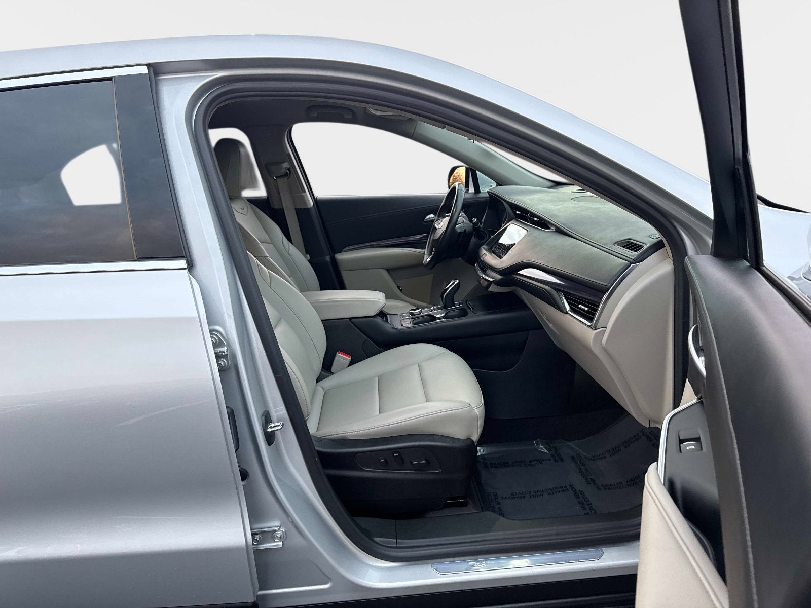 2022 Cadillac XT4 Luxury