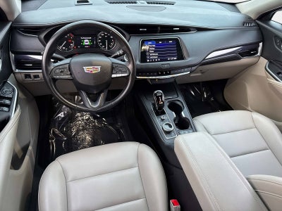 2022 Cadillac XT4 Luxury