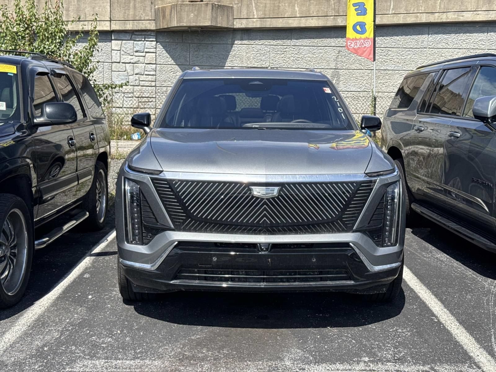 2026 Cadillac VISTIQ Luxury
